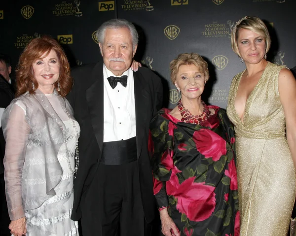 Suzanne Rogers, John Aniston, Peggy Mckay, Arianne Zucker — Foto Stock