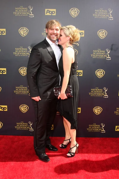 Scott Defreitas, Maura West — Stockfoto