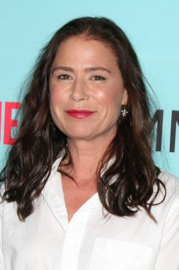 Maura Tierney