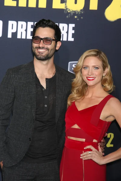 Tyler Hoechlin, Brittany Snow — Stock Photo, Image