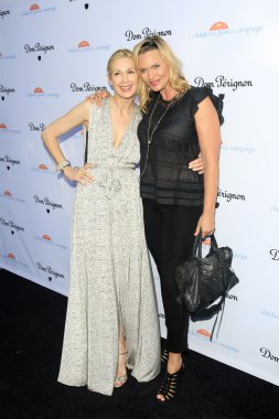 Kelly Rutherford, Natasha Henstridge