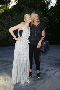 Kelly Rutherford, Natasha Henstridge
