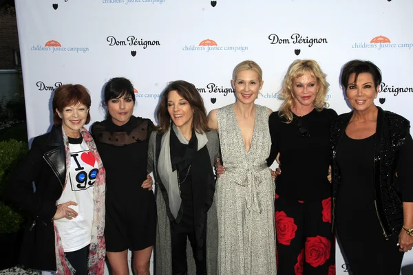 Frances Fisher, Selma Blair, Marianne Williamson, Kelly Rutherford, Melanie Griffith, Kris Jenner — Foto de Stock