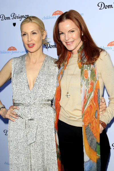 Kelly Rutherford, Marcia Cruz — Foto de Stock