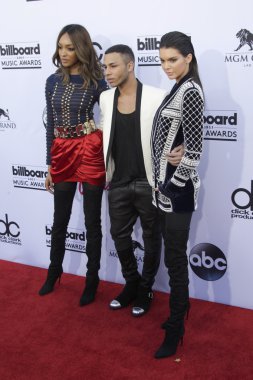 Jourdan Dunn, Olivier Rousteing, Kendall Jenner