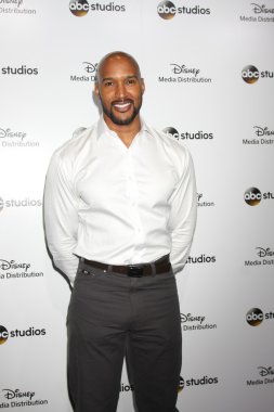 Henry Simmons