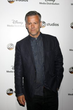 Rupert Graves