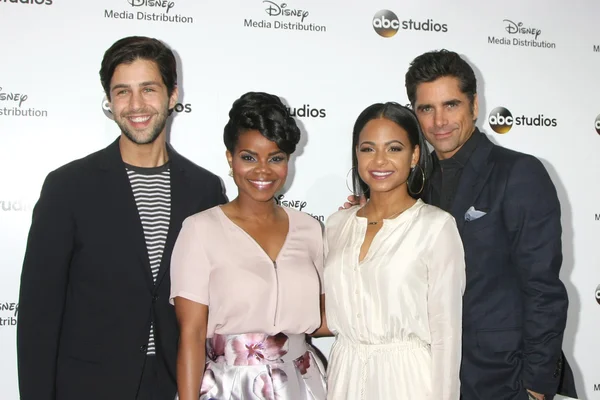 Josh Peck, Kelly Jenrette, Christina Milian, John Stamos — Stockfoto