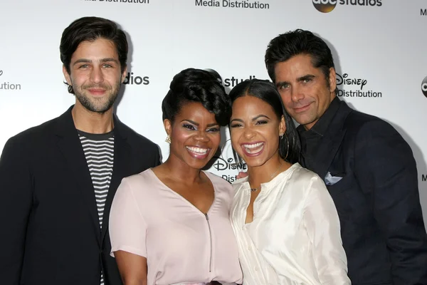 Josh Peck, Kelly Jenrette, Christina Milian, John Stamos — Fotografia de Stock