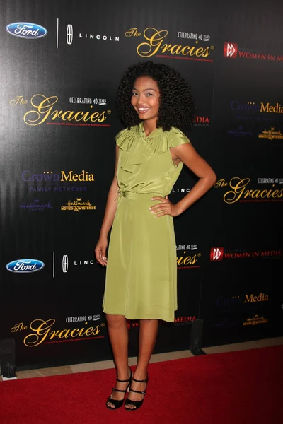 Yara Shahidi — Stockfoto