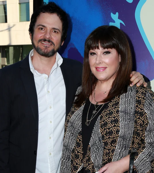 Charlie Day, wife Mary Elizabeth Ellis – Stock Editorial Photo ©  Jean_Nelson #46394889