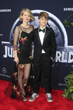 Ryan simpkins, ty simpkins