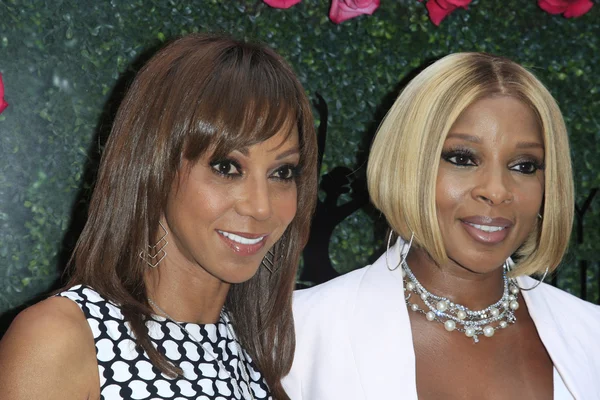 Holly Robinson Peete, Mary J Blige — Photo