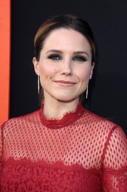 Sophia bush