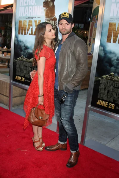 Rachael leigh cook, daniel gillies — Stockfoto