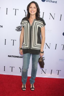 Jorja Fox