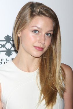 Los Angeles - Haziran 30: Melissa Benoist 6 yıllık susuzluk Gala 30 Haziran 2015 tarihinde Beverly Hilton Hotel Beverly Hills, Ca