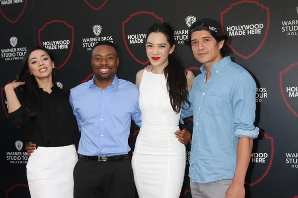 Aimee Garcia, Justin Hires, Jessika Van, Jon Foo — ストック写真