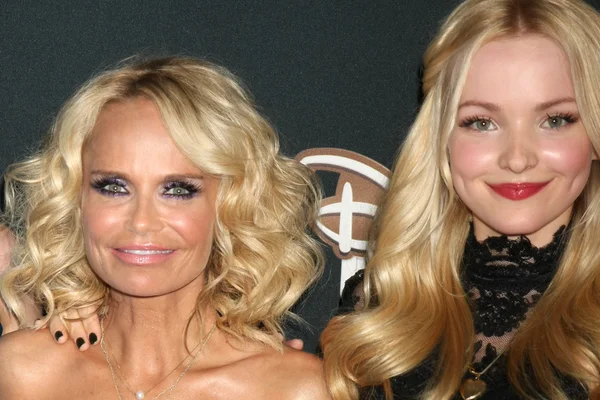 Kristin Chenoweth, Colombe Cameron — Photo