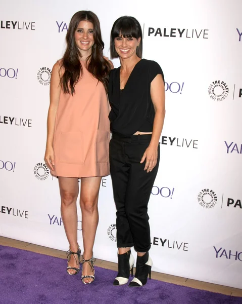 Shiri Appleby, Constance Zimmer — Zdjęcie stockowe