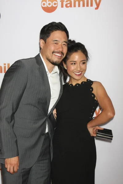 Randall Park, Constance Wu — Stock Photo, Image