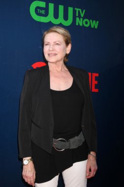 Dianne Wiest