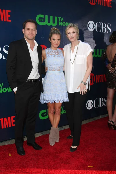 Kyle Bornheimer, Maggie Lawson, Jane Lynch — Stockfoto