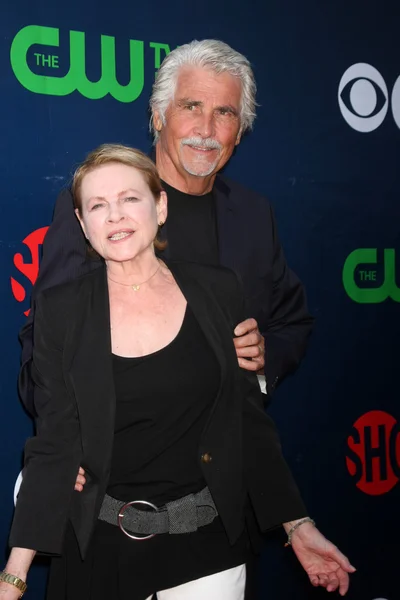 Dianne Wiest, James Brolin —  Fotos de Stock