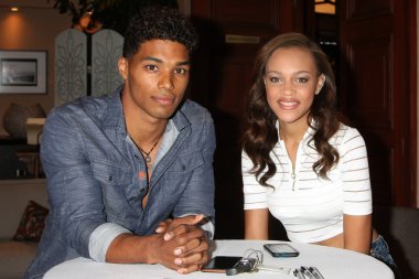 Roma Flynn, saltanatı Edwards