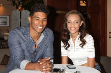 Roma Flynn, saltanatı Edwards