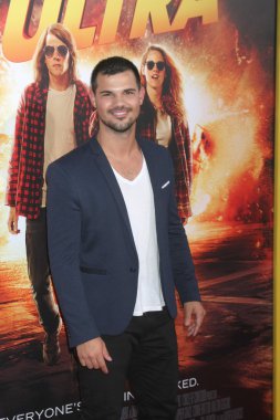 Taylor Lautner