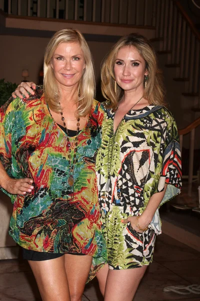 Katherine Kelly Lang, Ashley Jones — Stockfoto