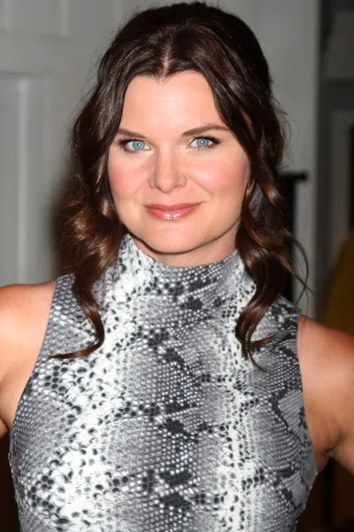 Heather Tom