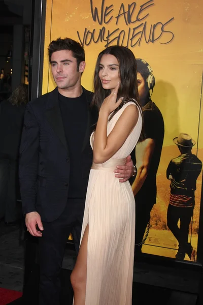 Zac Efron, Emily Ratajkowski — Foto de Stock