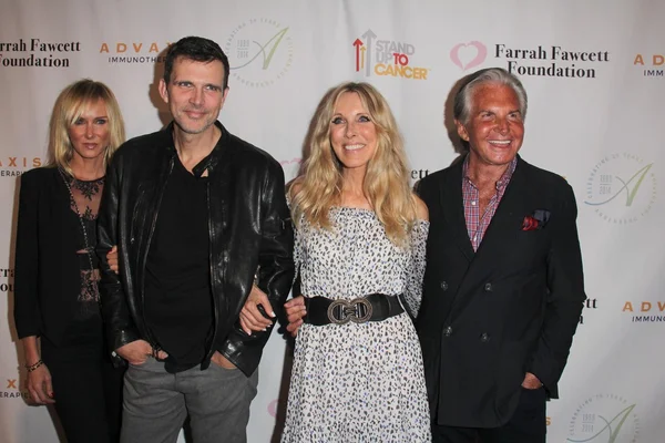 Kimberly Stewart, Ashley Hamilton, Alana Stewart, George Hamilton — Photo