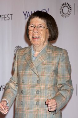 Linda Hunt