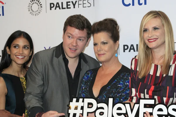 Melanie Chandra, Henry M Ford, Marcia Gay Harden, Bonnie Somerville — Stok fotoğraf