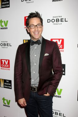 aktör Dan Bucatinsky