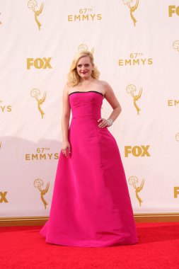 aktris Elisabeth Moss