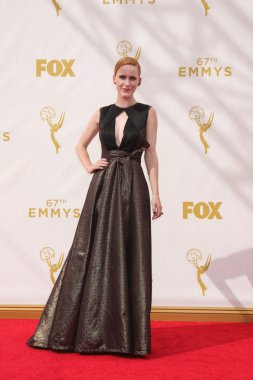 aktris Rachel Brosnahan