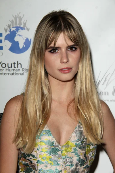 L'actrice Carlson Young — Photo