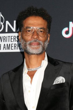 Eric Benoit 12 Ekim 2025 'te Los Angeles' ta Skirball Center 'da Kuzey Amerika Savaşçı Ödülleri' nin Şarkı Yazarları