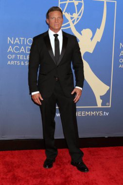 Steve Burton, Pasadena Kongre Merkezi 52. Gündüz Emmy Ödülleri 'nde 17 Ekim 2025' te Pasadena, CA