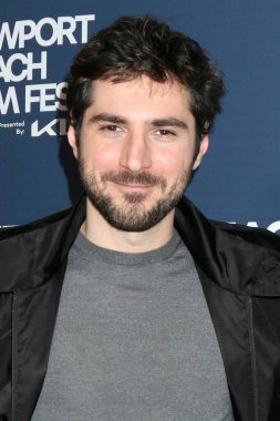 Guillaume Marbeck, 2025 Newport Beach Film Festivali 'nde 19 Ekim 2025' te Balboa Körfezi Kulübü 'nde onurlandırıldı.