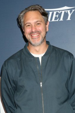 Thomas Sadoski, 2025 Newport Sahili Film Festivali 'nde 19 Ekim 2025 tarihinde Balboa Körfezi Kulübü' nde, CA