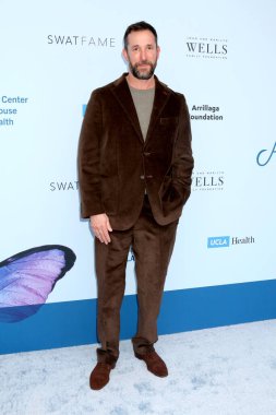Noah Wyle, Skirball Center 'daki 2025 Tecavüz Tedavi Merkezi Brunch' ında 26 Ekim 2025, Los Angeles, CA