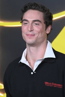 Benito Skinner, 28 Ekim 2025 'te Paramount Tiyatrosu' ndaki 