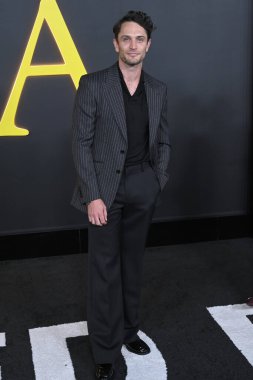 Colin Woodell, 28 Ekim 2025 'te Paramount Tiyatrosu' ndaki 