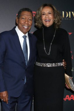 Billy Davis Jr, Marilyn McCoo 35. Geleneksel DIVAS Şarkıları 'nda! Taglyan Kompleksi 'nde 1 Kasım 2025, Los Angeles, CA