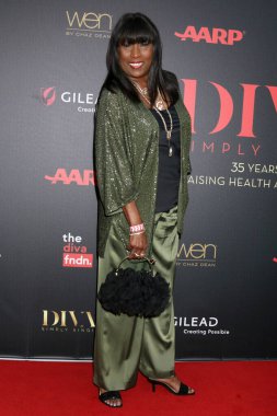 Kiki Shepard 35. Geleneksel DiVAS 'da Basitçe Şarkı Söylüyor! Taglyan Kompleksi 'nde 1 Kasım 2025, Los Angeles, CA